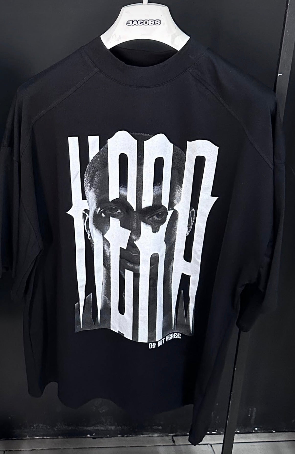 T-Shirt DO NOT
