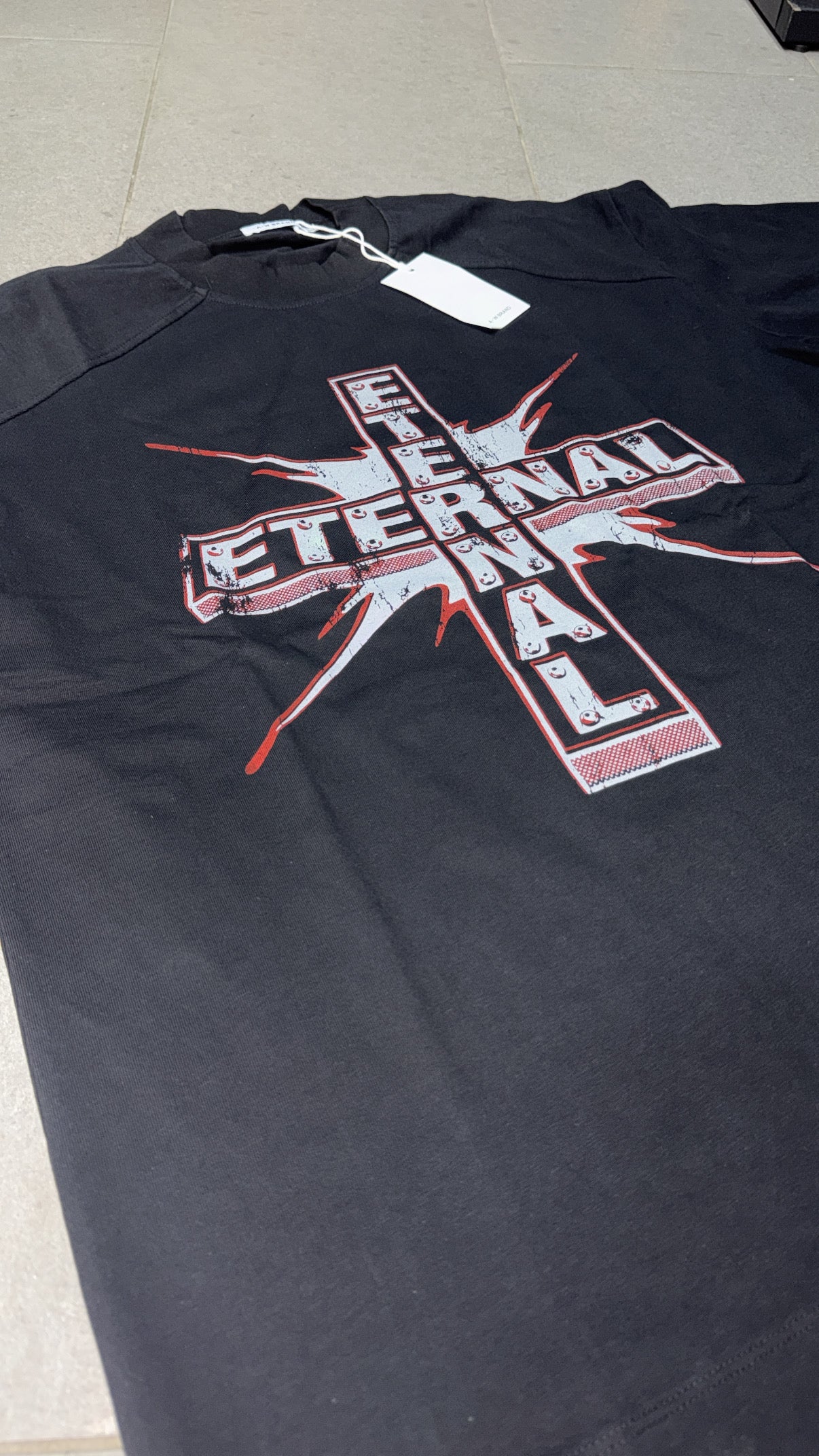 T-SHIRT ETERNAL
