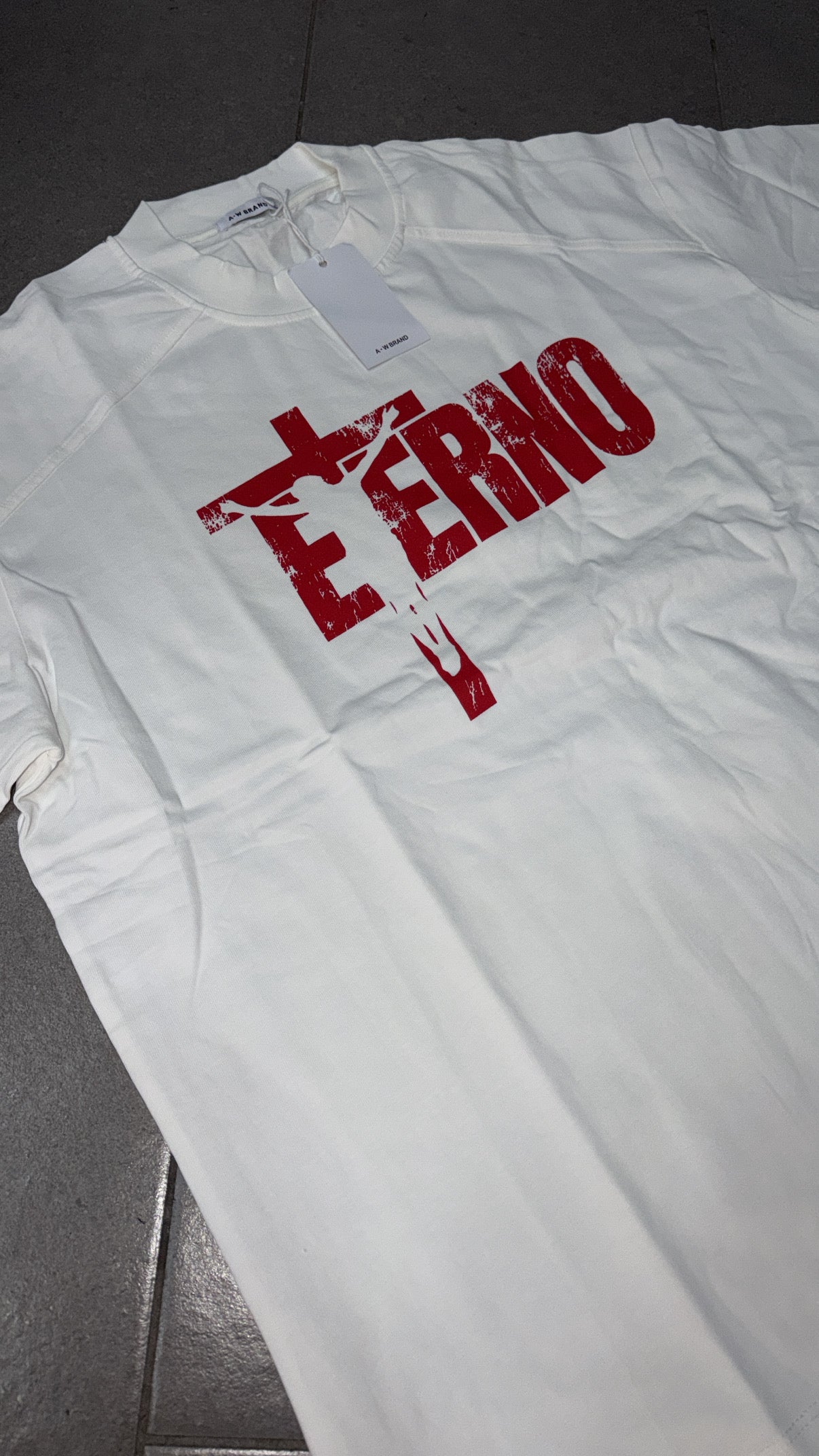 T-SHIRT ETERNO