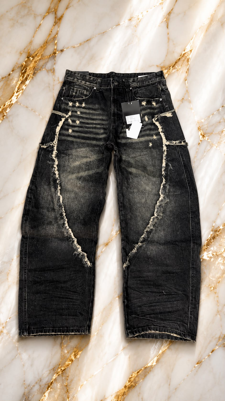 BAGGY FRAYED